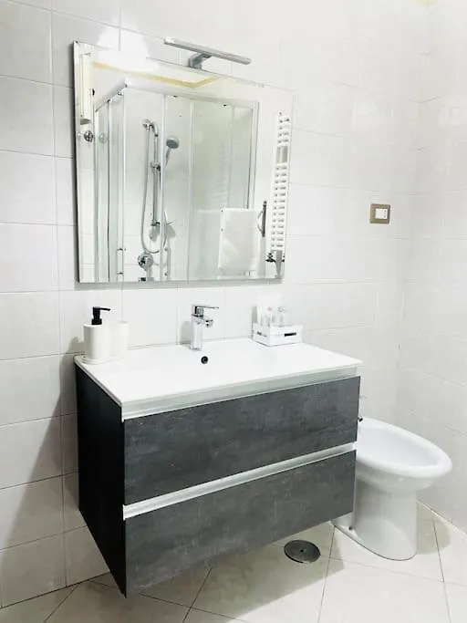 Appartamento Casa Vacanza Gentileschi - Self Check-In Napoli Italia
